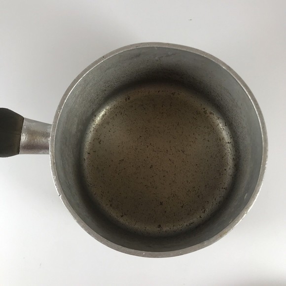 Vintage Wear Ever Saucepan 751 1 Qt. USA Made Heavy Aluminum Pot with Lid - Picture 12 of 15